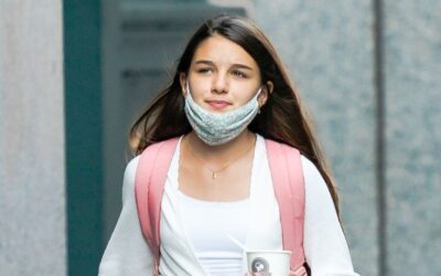 Suri Cruise begeistert mit neuem Look in New York suri cruise